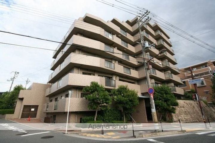 ジオ豊中柴原の外観