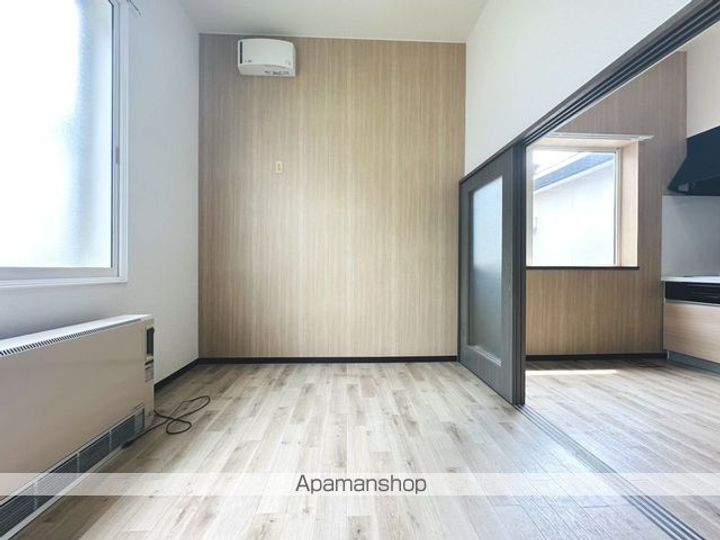リージャストマンションむさし野103の内装