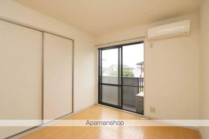 コスモタウン C棟の居間