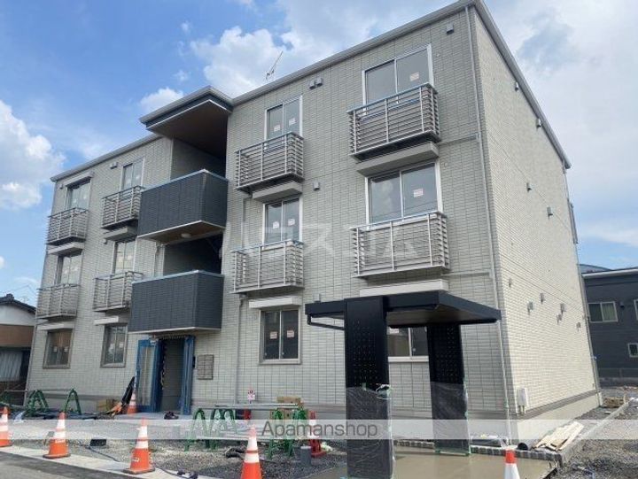 DーROOM新井町の外観