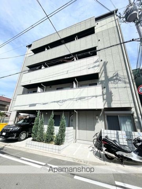 エヌエムスワサントキャトルズの外観