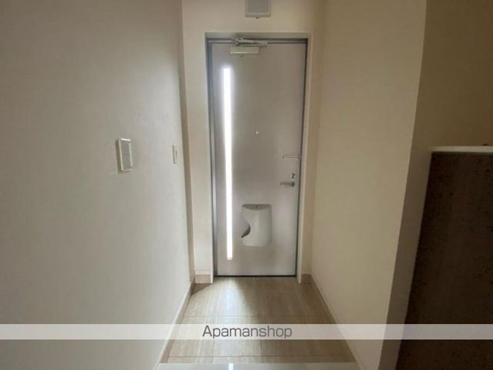 クレア・ド・ルーンのその他画像