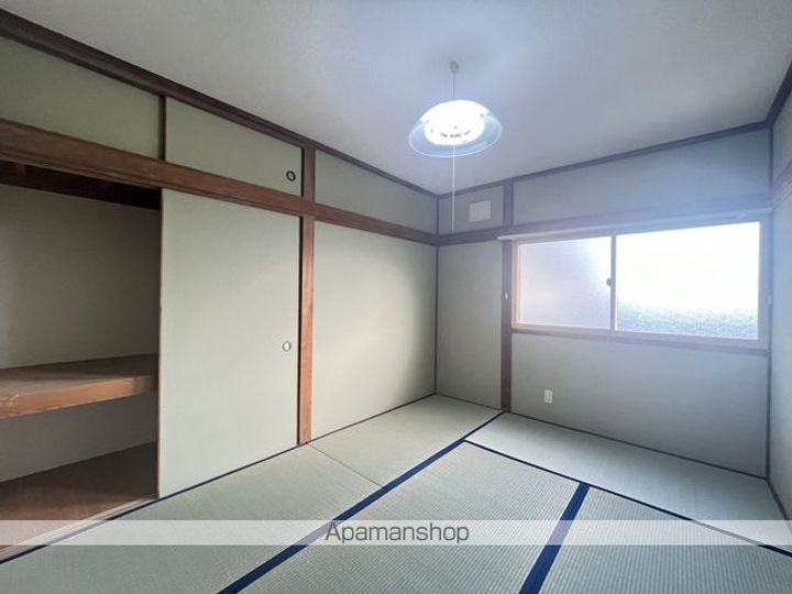 グリーンパークキャピタン8の内装