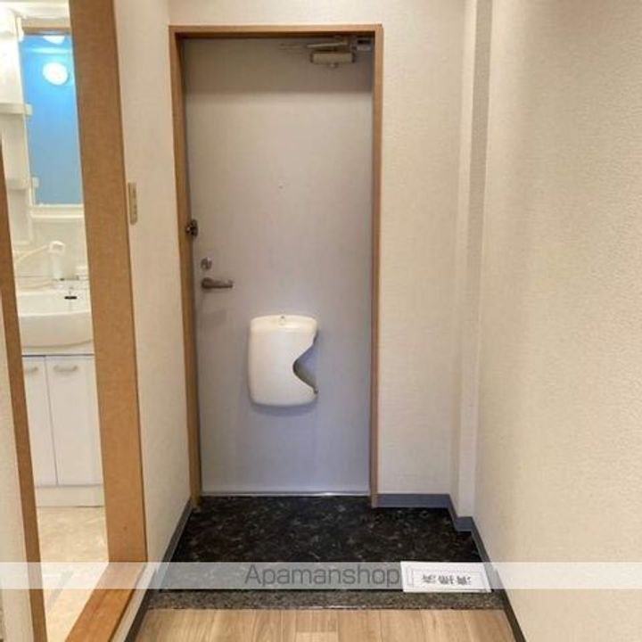 バローゼ10203の玄関