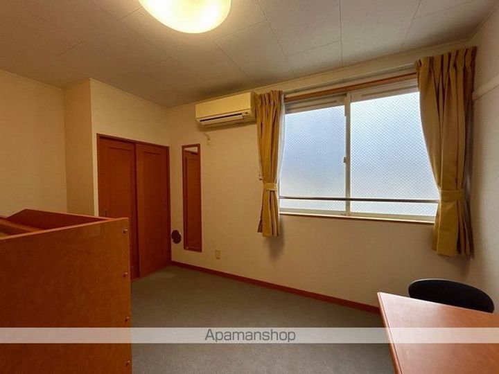 レオパレスきょうでんの居間