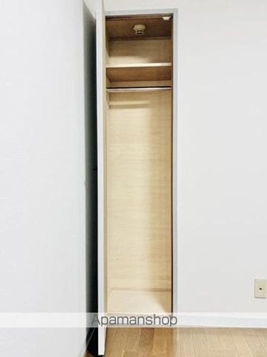 東京都世田谷区松原1丁目の賃貸マンションの内装