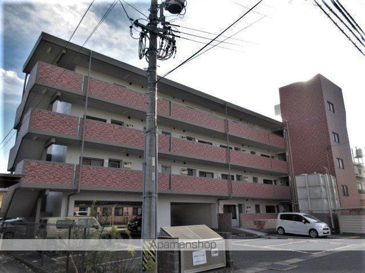 アンファミーユ西小路301の外観