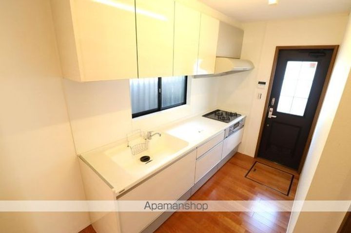 愛知県名古屋市千種区丸山町3丁目(一戸建)の賃貸物件のキッチン