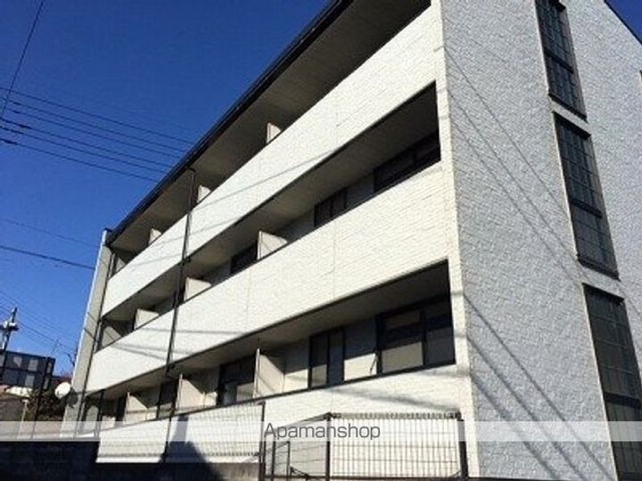 レオパレス久松の外観