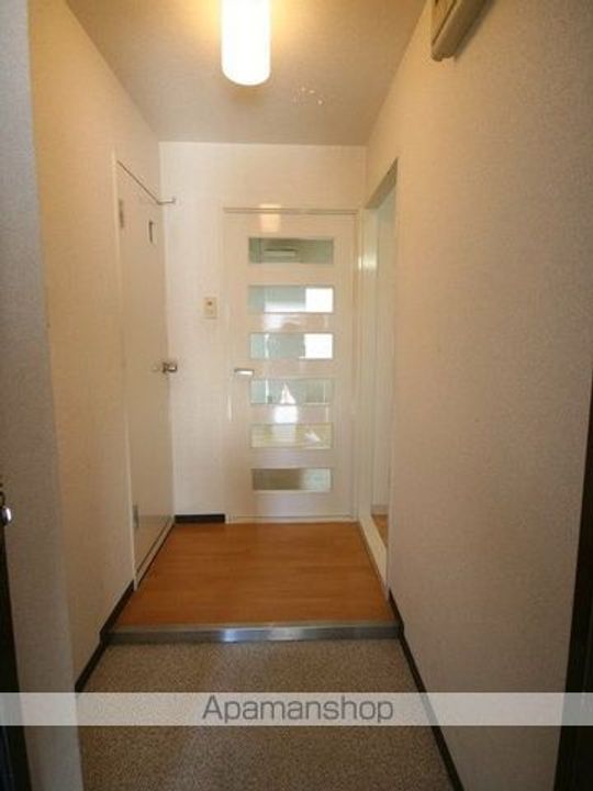 ライフセレクトの玄関