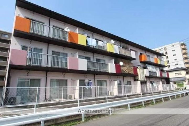 メゾン富田の外観
