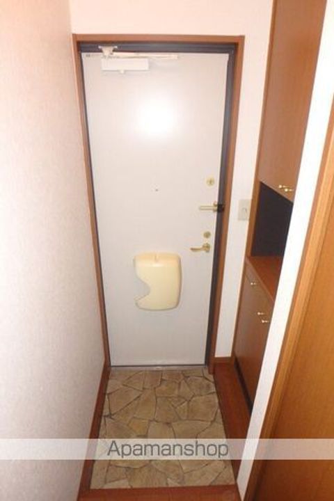 グラン・リーオ A棟の玄関