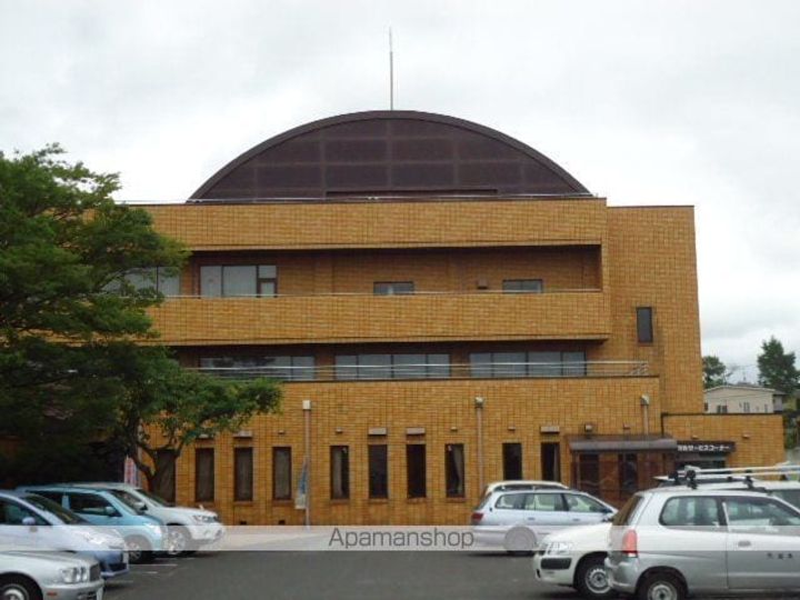 クレストハイムの周辺