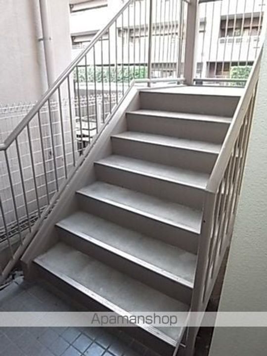 エランヴィタール4Dの外観