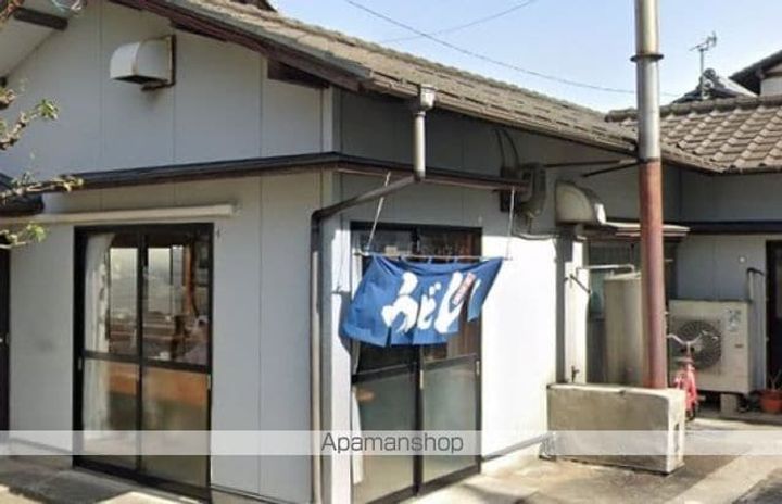 メゾン Uの周辺