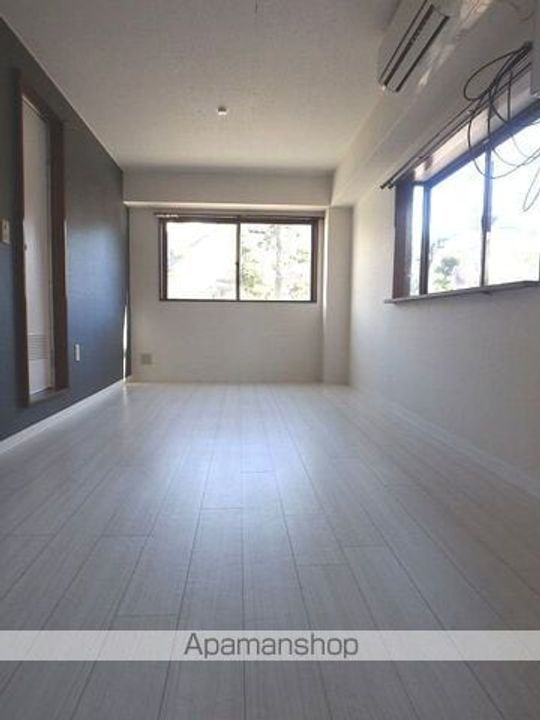 神奈川県川崎市宮前区有馬5丁目の賃貸マンションの内装