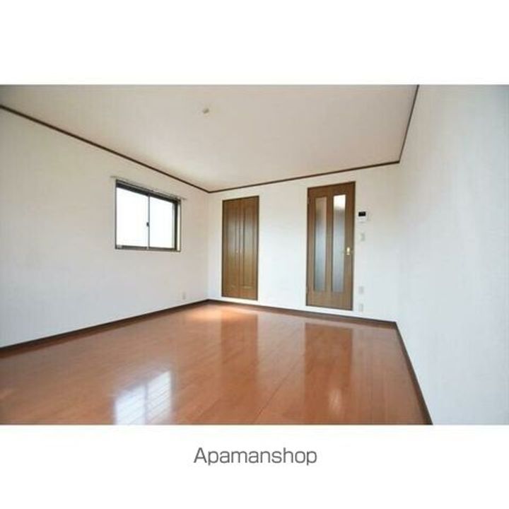 EARTHY VILLAGE301の居間