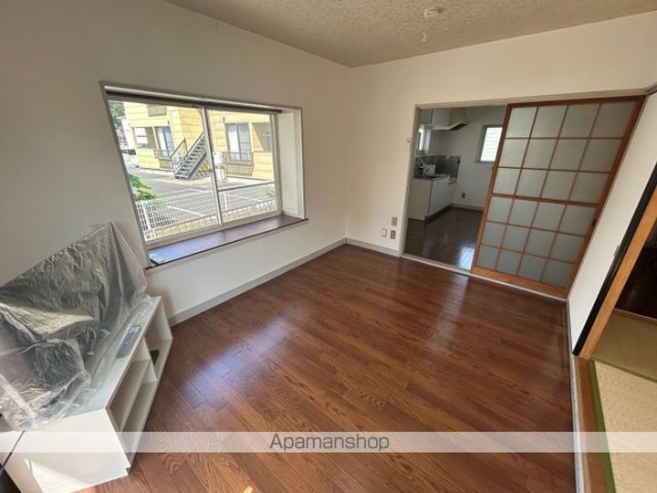 ハピアス101の玄関