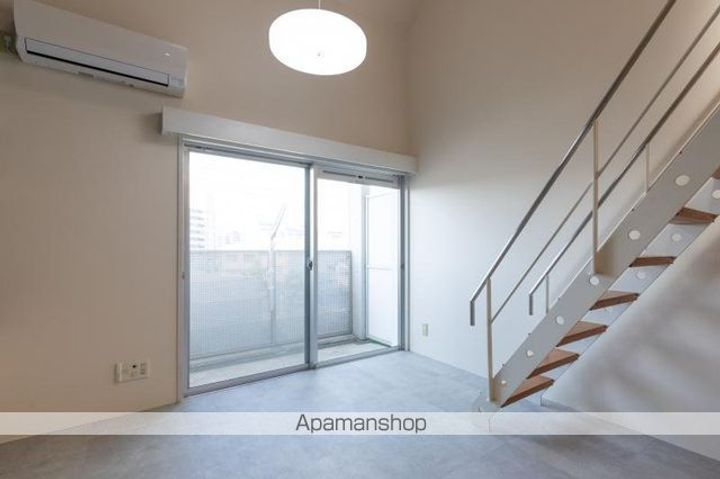 プレシャスタイム松島403の居間