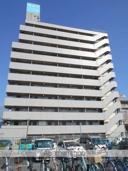 イズミ821105の外観