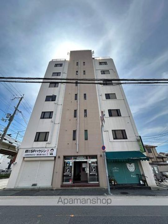 スペリオール学園前の外観