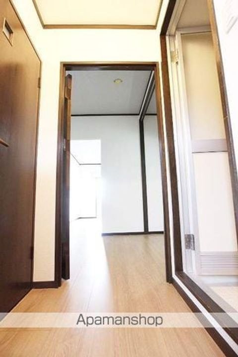 レジデンスコアの玄関