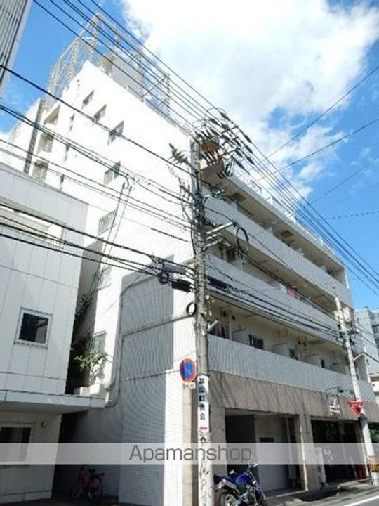 岡山県岡山市北区蕃山町の賃貸マンションの外観