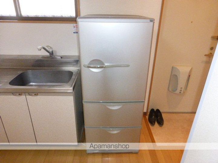 滋賀県東近江市中小路町の賃貸マンションの内装