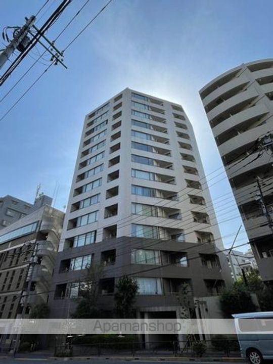 東京都文京区春日2丁目の賃貸マンションの外観