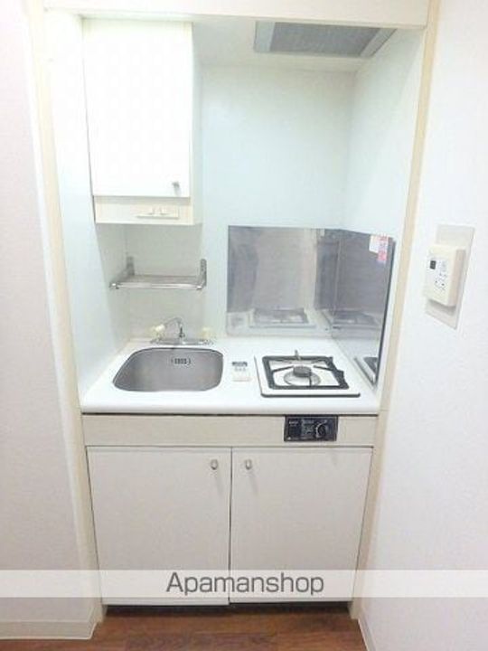 神奈川県川崎市宮前区南平台の賃貸マンションのキッチン