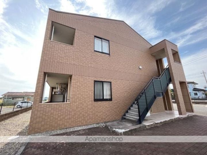 LONG HILLS(ロング ヒルズ)の外観