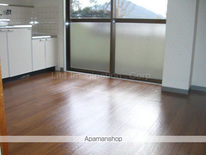 ピープルKの居間