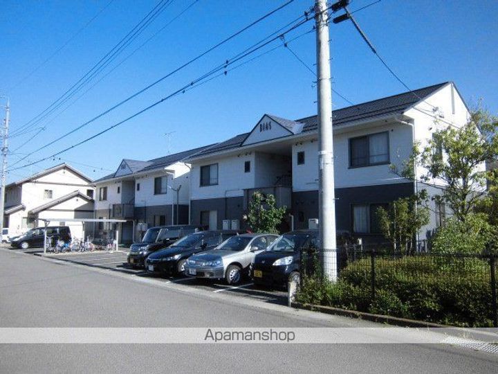 ディアスあらいA棟の外観