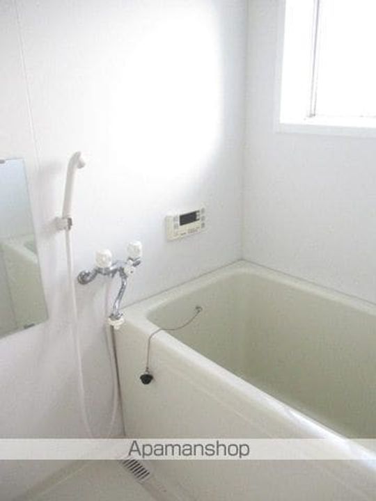 シャトルチバ102の風呂