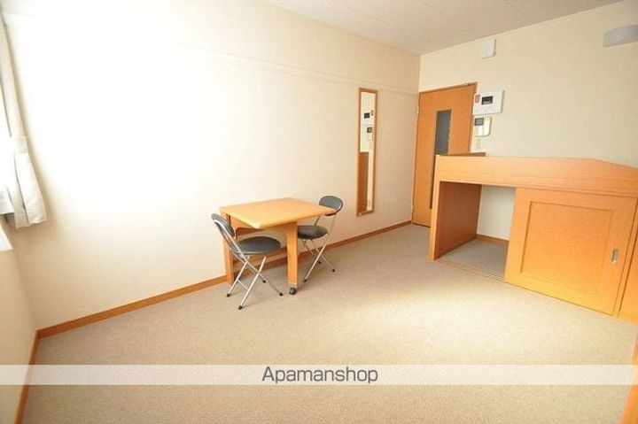 レオパレスノア104の居間