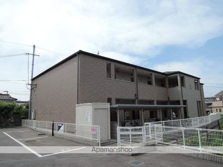 シャインコート205の外観