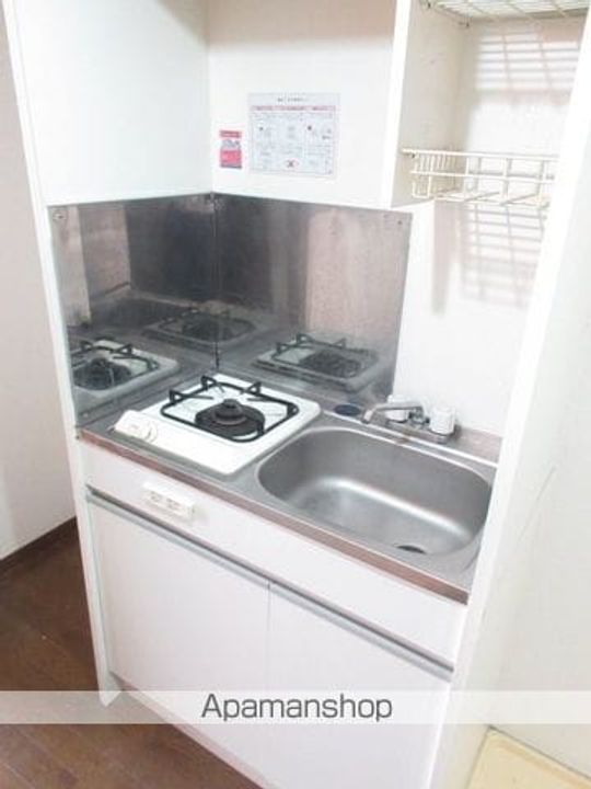 東京都杉並区高円寺南5丁目の賃貸マンションのキッチン