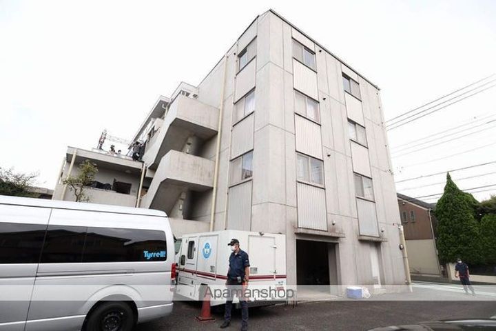 東京都国分寺市光町3丁目の賃貸マンションの外観