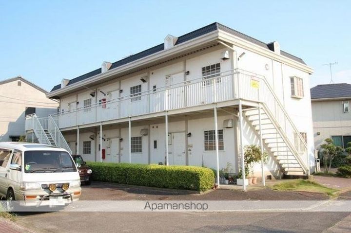 香川県高松市上福岡町の賃貸アパートの外観