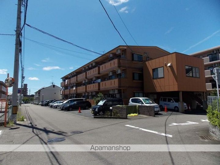 愛知県犬山市松本町3丁目の賃貸マンションの外観