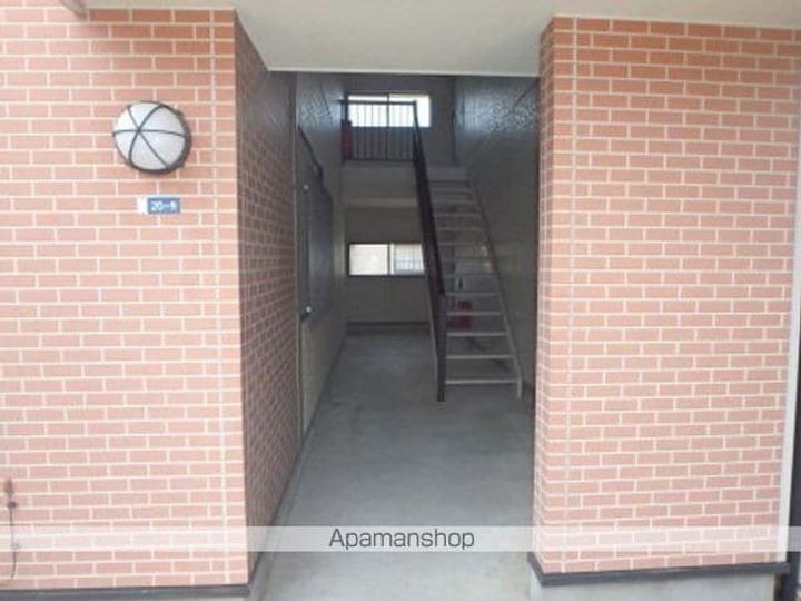 リヴ・カルディアのその他画像