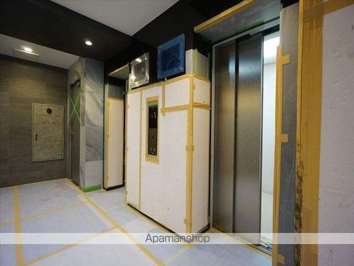 愛知県名古屋市千種区仲田2丁目の賃貸マンションの外観