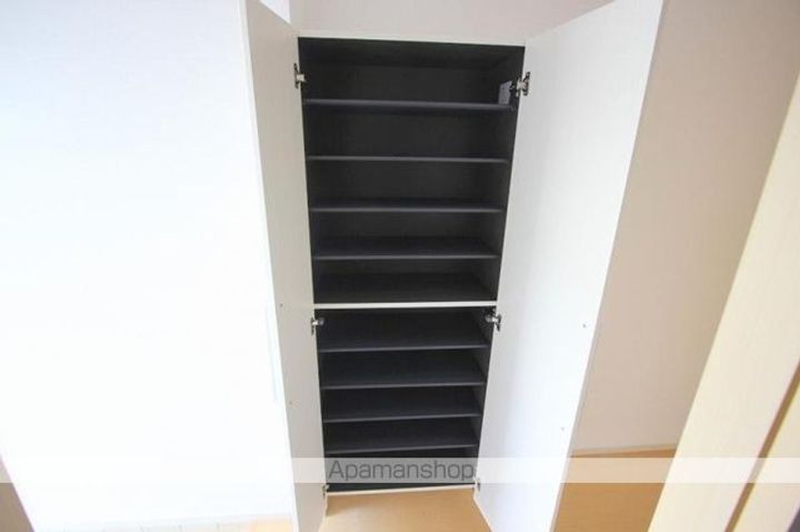 アーバンフラット六条Ⅲ105の内装