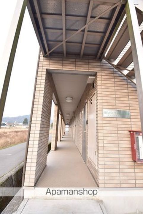 広島県安芸高田市吉田町常友の賃貸アパートの外観