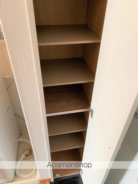 香川県高松市東山崎町の賃貸マンションの内装