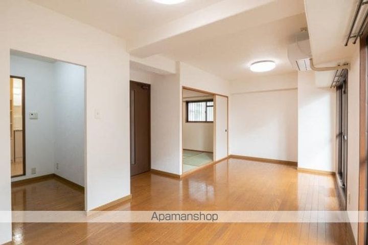 スカール和田101の居間