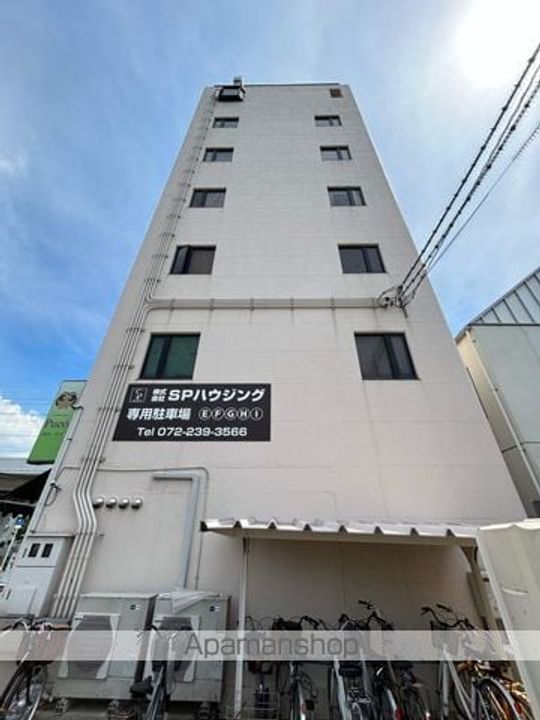 スペリオール学園前の外観