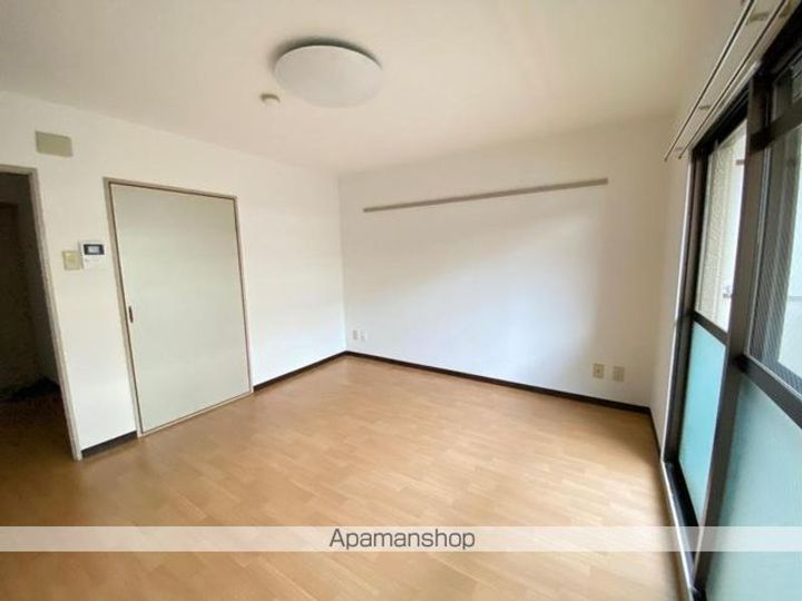 オーレックス扇町102の内装