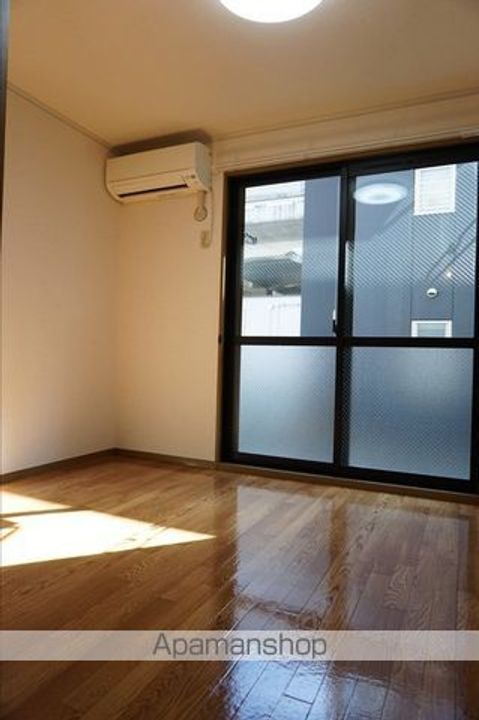 ファミール堀部Ⅴの居間