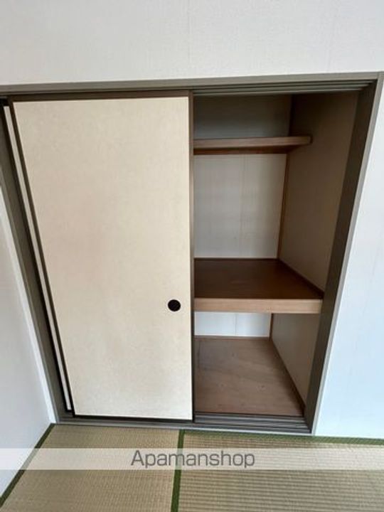 トリヴァンベール松川202の内装